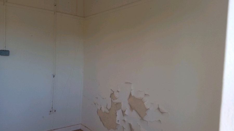 2 Bedroom Property for Sale in Aberdeen Eastern Cape